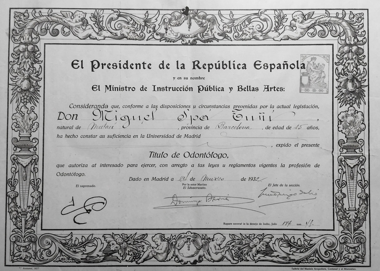 Diploma d'Odontòleg del Dr. Francesc Spà Tuñí
